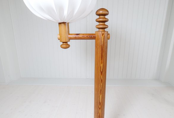 Scandinavian Modern Sculptural Floor Lamp in Pine from Luxus, 1970s-UYK-1793993