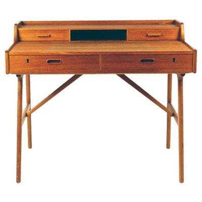 Scandinavian Modern Teak Desk attributed to Arne Wahl Iversen for Vinde Mobler, 1960s-MH-1781001