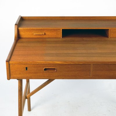 Scandinavian Modern Teak Desk attributed to Arne Wahl Iversen for Vinde Mobler, 1960s-MH-1781001