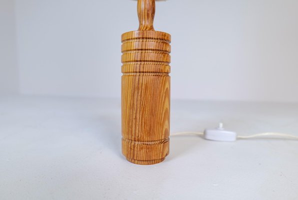 Scandinavian Sculptural Table Lamp in Pine, 1970s-UYK-1300667