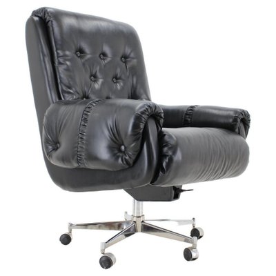 Scandinavian Style Leather Office Swivel Armchair, 1970s-TZ-1232037