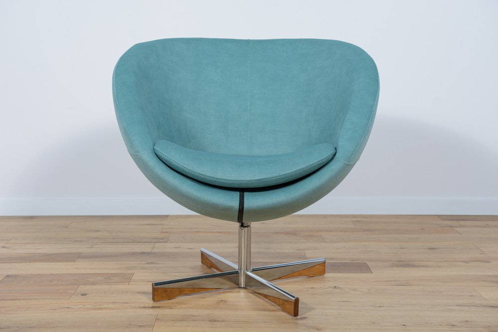 Scandinavian Swivel Club Chair by Sven Ivar Dysthe for Fora Form