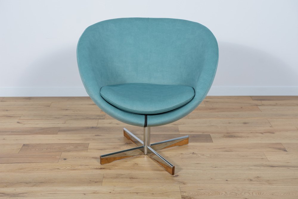 Scandinavian Swivel Club Chair by Sven Ivar Dysthe for Fora Form