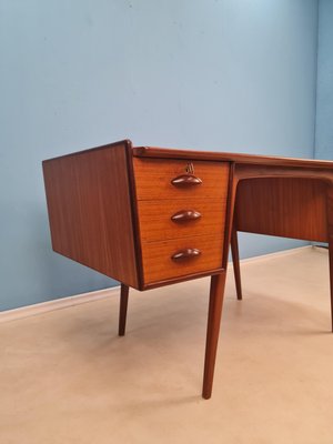 Scandinavian Teak Desk from Svante Skogh-IQR-989089