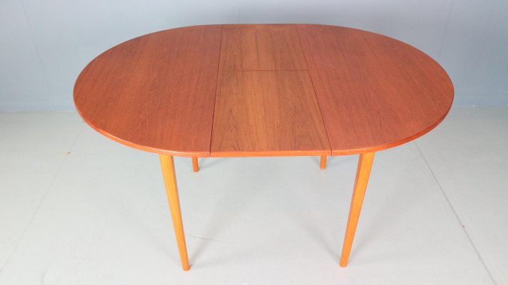 Scandinavian Teak Extendable Round Dinning Table, Denmark, 1960-DT-2026313