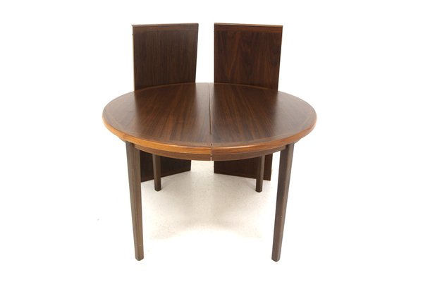 Scandinavian Walnut Dining Table, 1960s-GEK-1774445