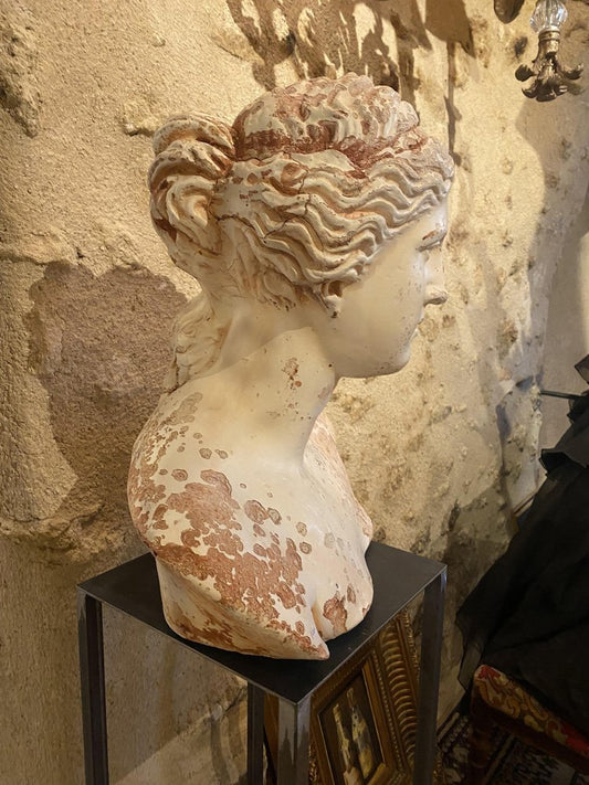 Sculpture Bust of Woman