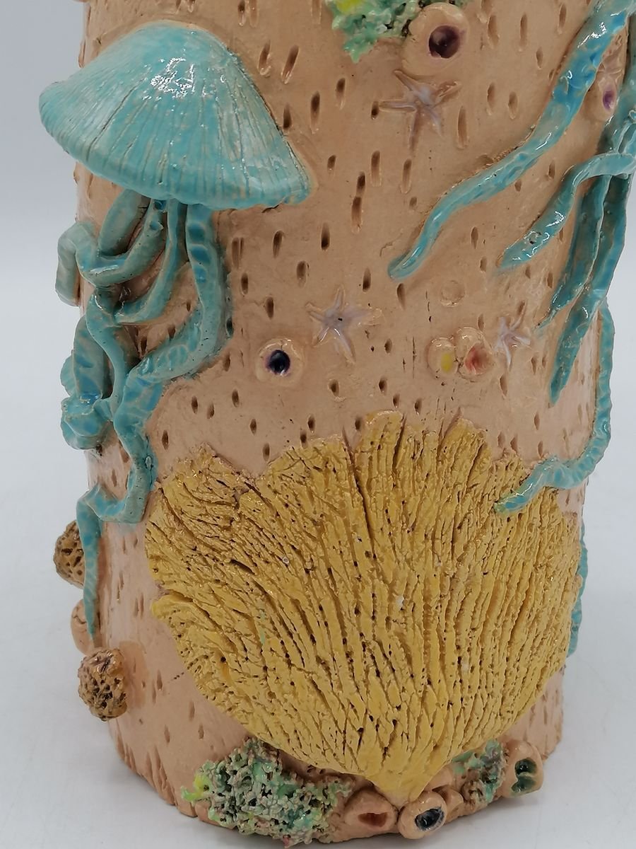 Seaworld Vase by Caroline Pholien, 2019