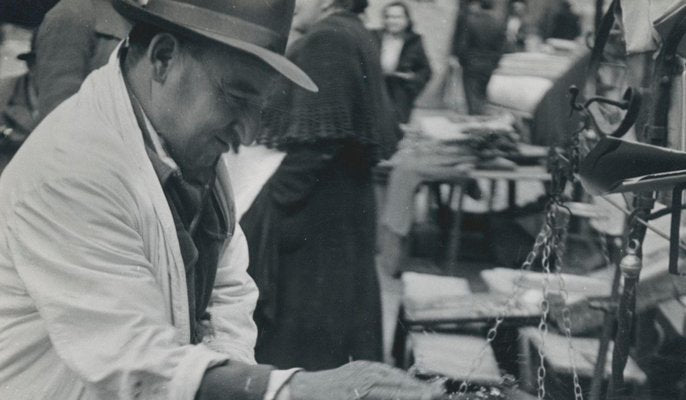 Seller, 1950s, Black and White Photograph-DYV-1223873