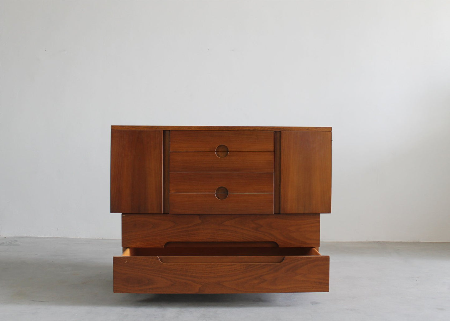 Serena Chest of Drawers in Walnut Wood by Poltronova, 1955