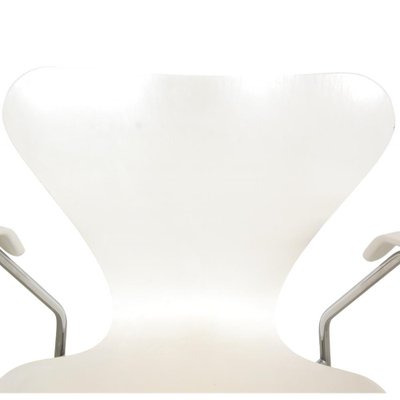 Series 7 3207 Armchair in White by Arne Jacobsen for Fritz Hansen, 1990s-MTD-1736665