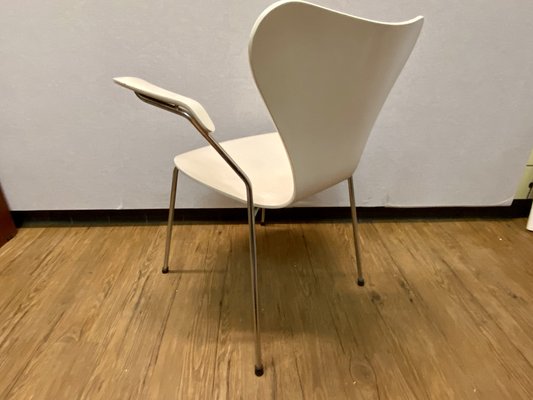 Series 7 Model 3207 Chair by Arne Jacobsen for Fritz Hansen-PYR-1800548