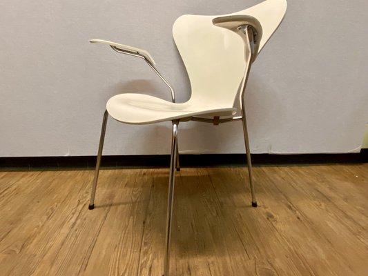 Series 7 Model 3207 Chair by Arne Jacobsen for Fritz Hansen-PYR-1800548