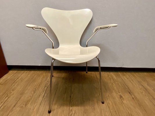 Series 7 Model 3207 Chair by Arne Jacobsen for Fritz Hansen-PYR-1800548