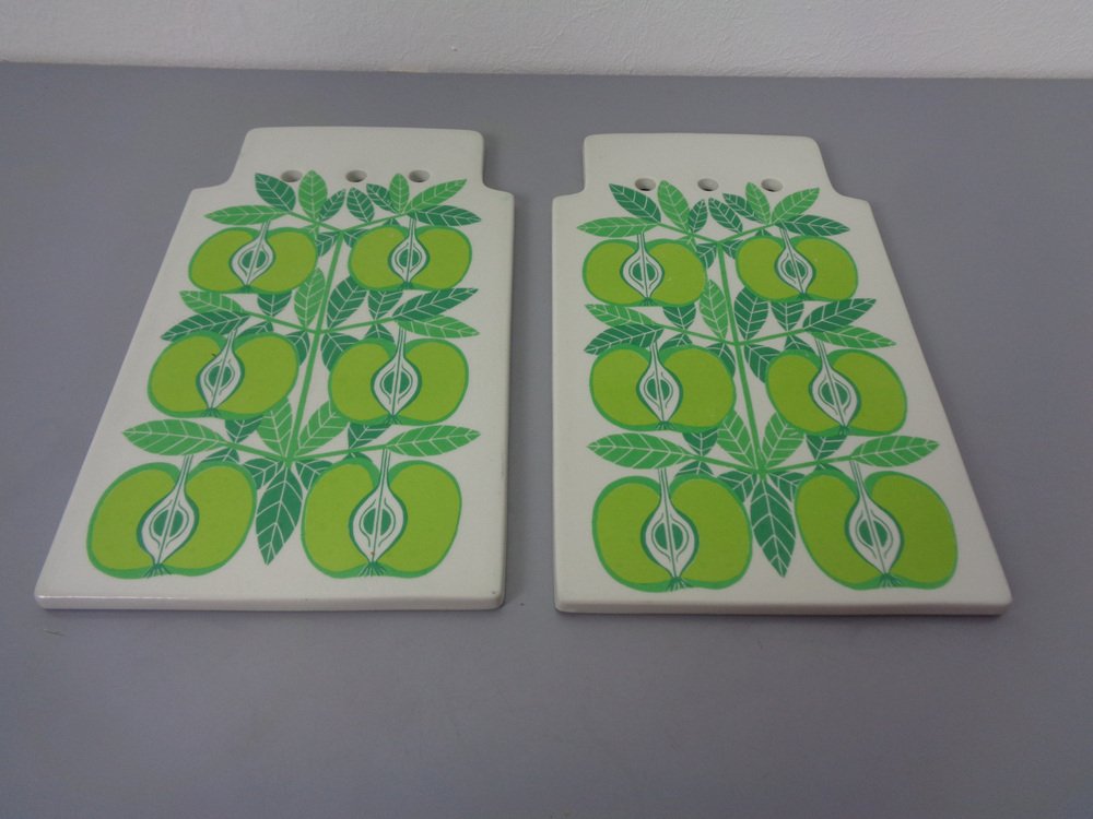 Serving Plates by Raija Liisa Uosikkinen for Arabia, 1960s, Set of 2