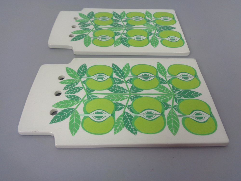 Serving Plates by Raija Liisa Uosikkinen for Arabia, 1960s, Set of 2