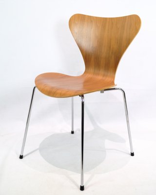 Seven Chairs in Walnut attributed to Arne Jacobsen and Fritz Hansen, 1980s, Set of 6-UY-1816953