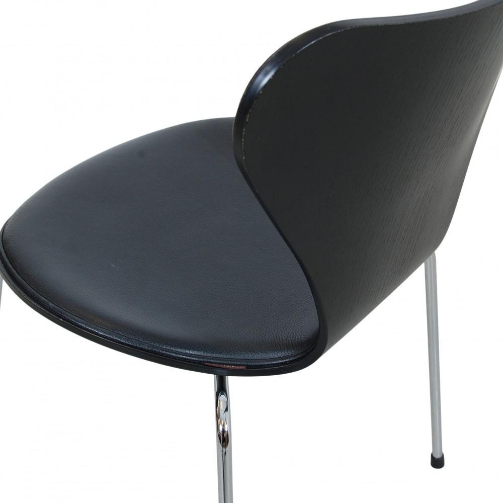 Seven Series Chair in Black Lacquer Ash & Leather by Arne Jacobsen, 2016