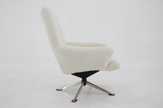 Sheepskin Swivel Armchair from Miroslav Navratil, Czechoslovakia, 1960s