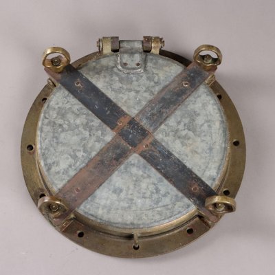 Ship Porthole in Iron-VMM-2040652