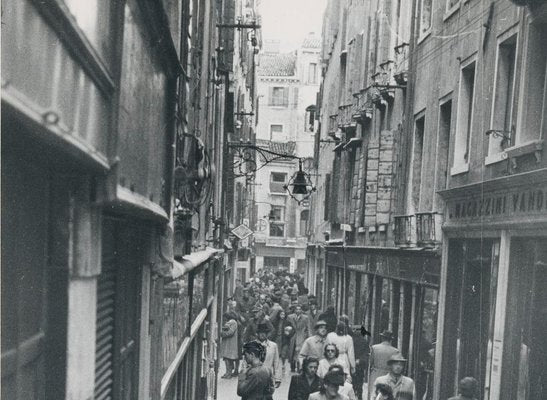 Shopping Street, Italy, 1950s, Black & White Photograph-DYV-1236157