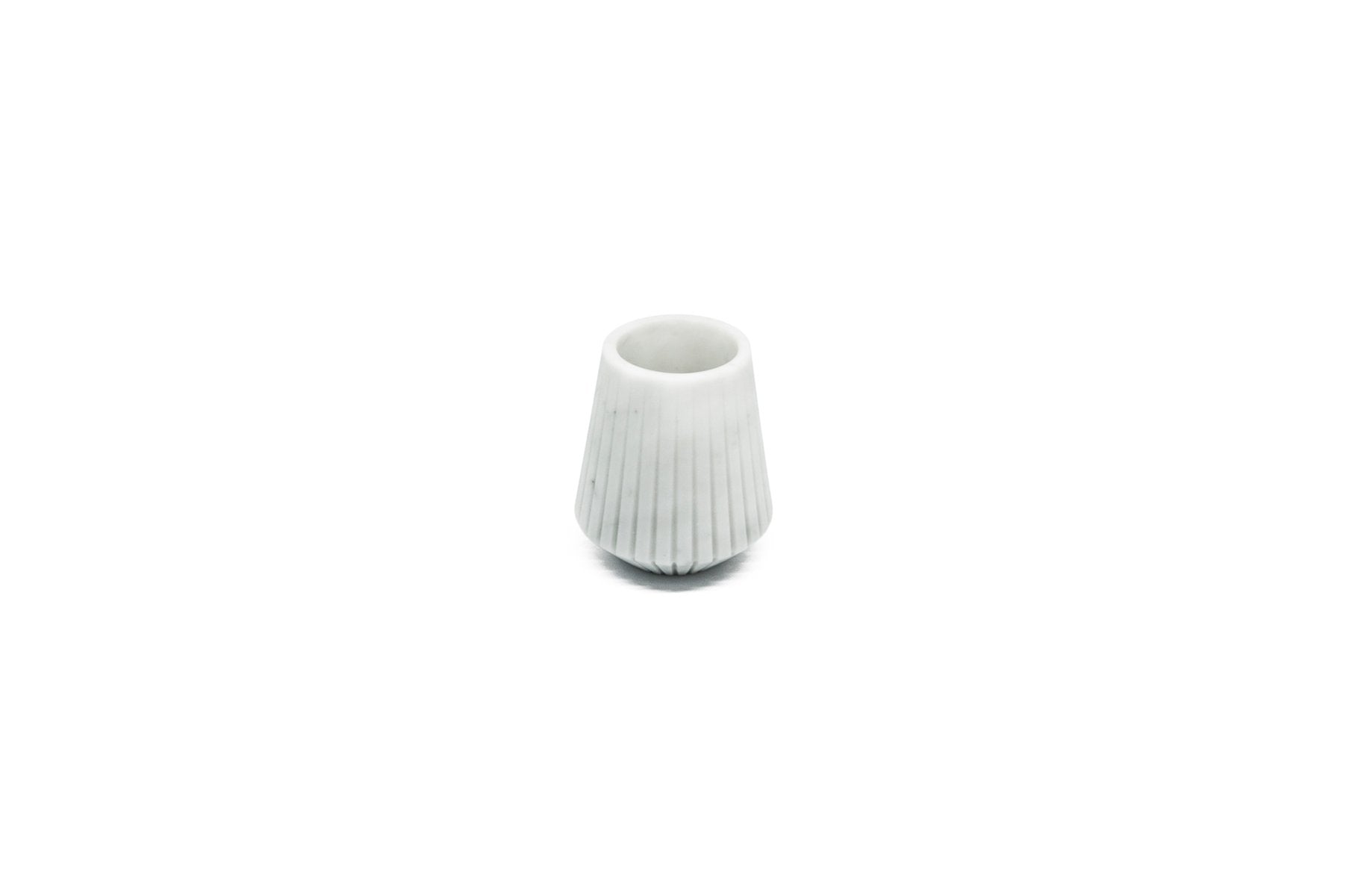 Short Vase in White Carrara Marble from Fiammettav Home Collection