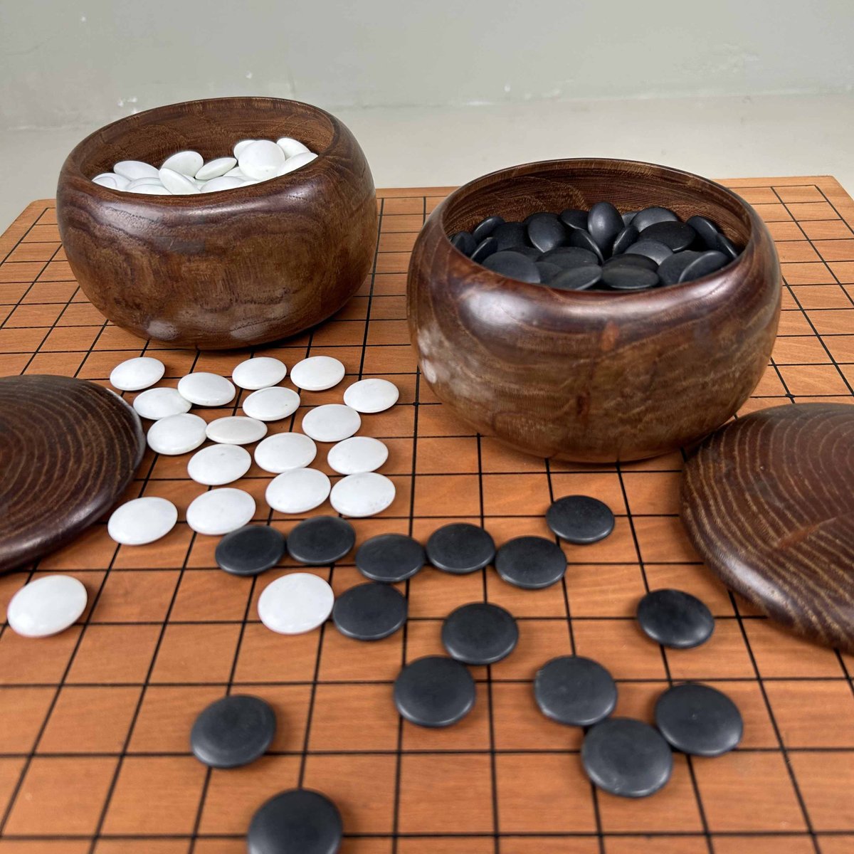 Shōwa Period Complete Go Game Board Goban Kaya, Japan, 1950s