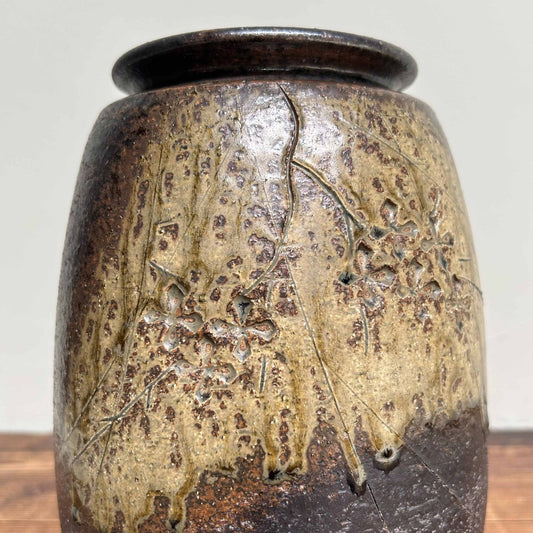 Shōwa Shigaraki Yaki Ikebana Flower Vase, Japan, 1960s