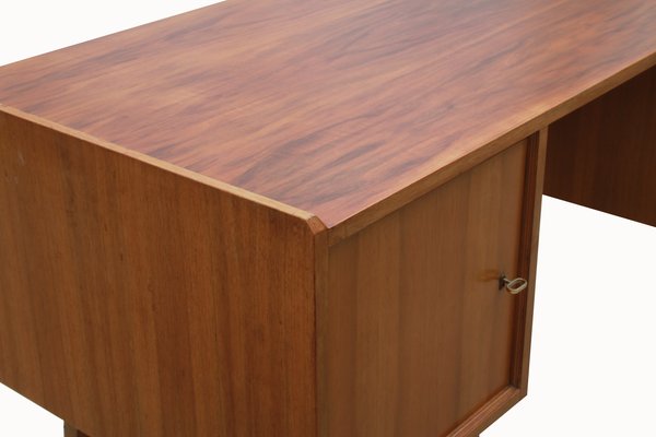 Side Table in Walnut, 1950s-PF-1784010