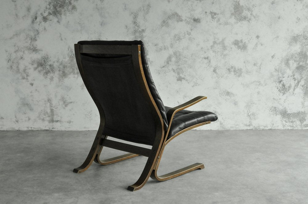 Siesta Armchair from Westnofa