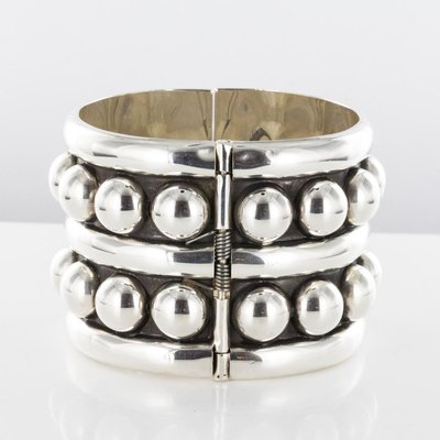 Silver Cuff Bracelet-OLU-896427