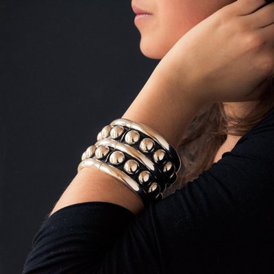 Silver Cuff Bracelet-OLU-896427