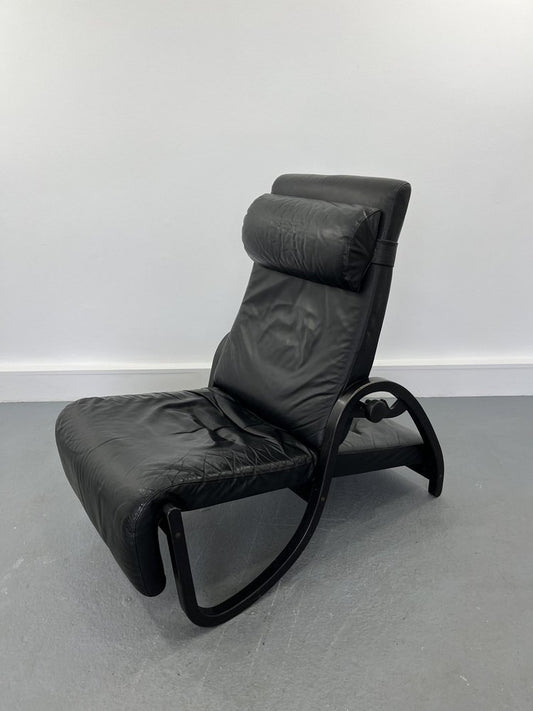 Sinus Lying Leather Black Chair from Westnofa, 1970s