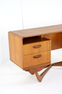 Slaidburn Desk from Beithcraft, 1960s-FYZ-2040911