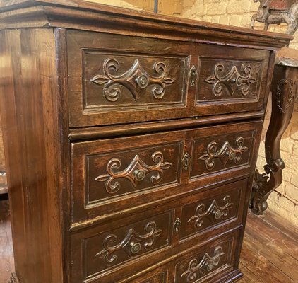 Small 17th Century Italian Walnut Chest of Drawers-HPU-1702529