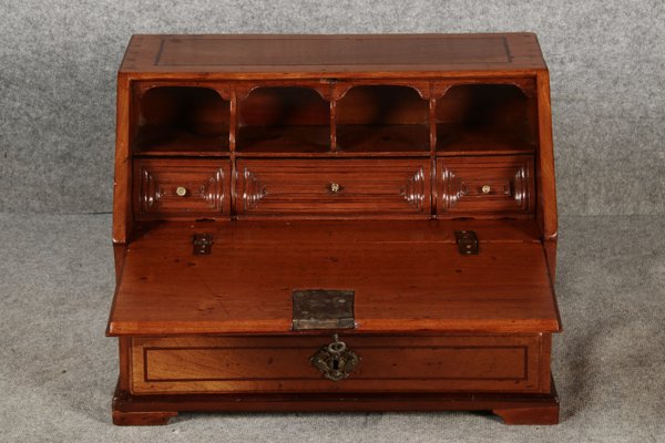 Small 18th Century Baroque Model Secretary Travel Secretary Walnut, 1750s-DXD-2023648