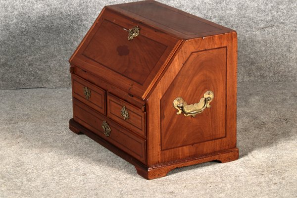 Small 18th Century Baroque Model Secretary Travel Secretary Walnut, 1750s-DXD-2023648