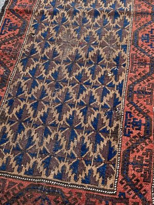 Small Antique Distressed Baluch Rug-YMM-1155445