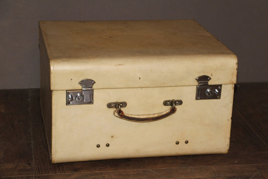 Small Beige Vellum Steamer Trunk, 1920s