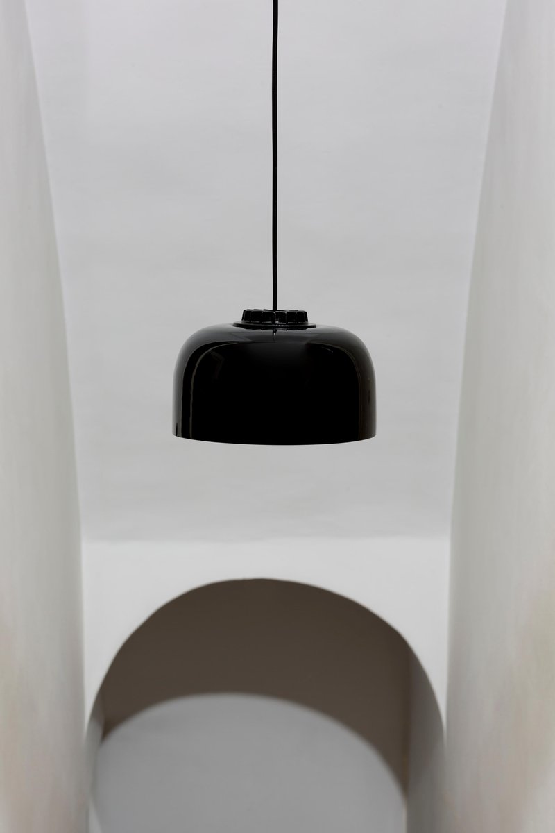 Small Black HeadHat Bowl Pendant Lamp by Santa & Cole