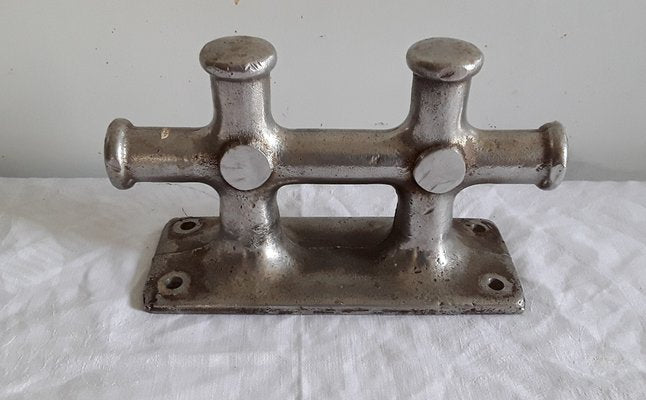 Small Cast Iron Coat Hook Bar in the Form of a Clamp, 1970s-HOI-1293315