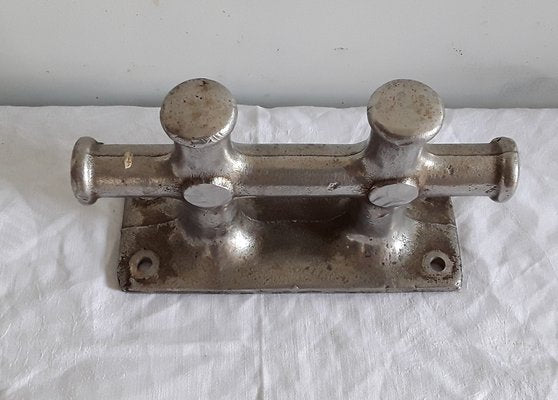 Small Cast Iron Coat Hook Bar in the Form of a Clamp, 1970s-HOI-1293315