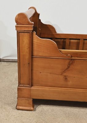 Small Children's Bed in Cherry, 1900-RVK-1824770