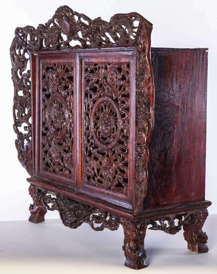 Small Chinese Openwork Wood Cabinet Depicting Dragons