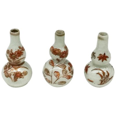 Small Chinese Red Iron & Gilt Double-Gourd Vases, Kangxi, Set of 3-UCH-1224792