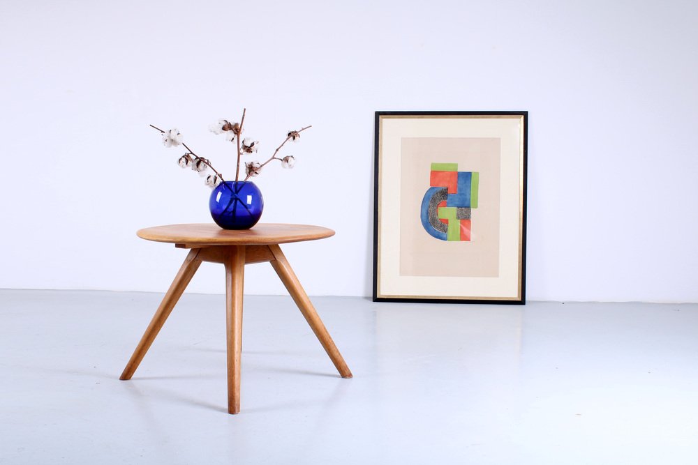 Small Danish Style Round Coffee Table in Light Oak by Borge Mogensen, 1950s