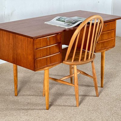 Small Danish Teak Desk-KRJ-2027499