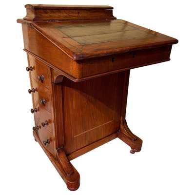 Small Desk, England, 1890s-FLW-1401983