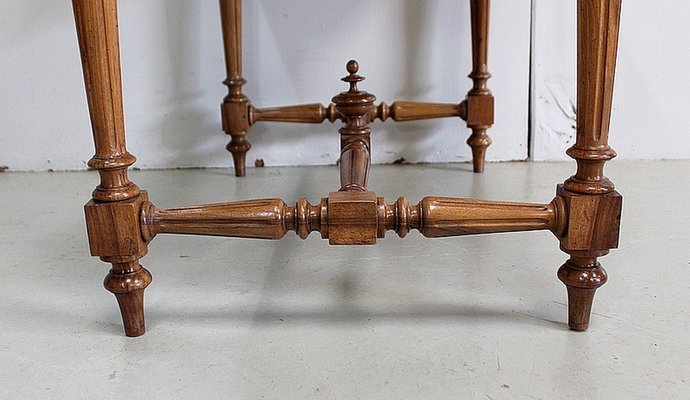 Small Desk in Walnut, 1920s-RVK-895730