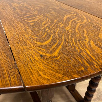 Small English Folding Table in Oak, 1890s-ALF-2033612